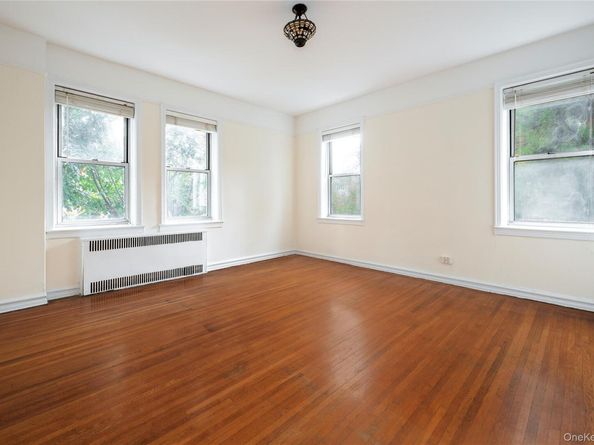 86-10 34th Avenue 225, Jackson Heights NY 11372