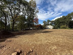 546 Louella Road, Yorktown Heights NY 10598