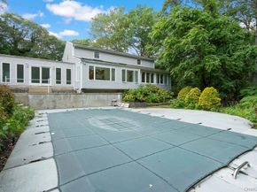 83 Shore Road, Mount Sinai NY 11766