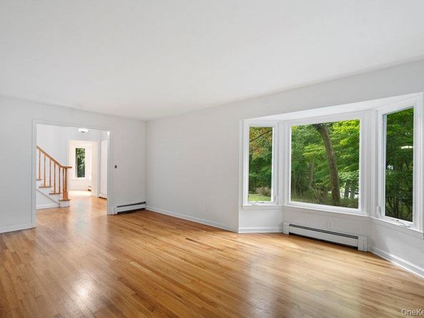 83 Shore Road, Mount Sinai NY 11766