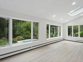 83 Shore Road, Mount Sinai NY 11766