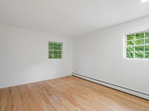 83 Shore Road, Mount Sinai NY 11766