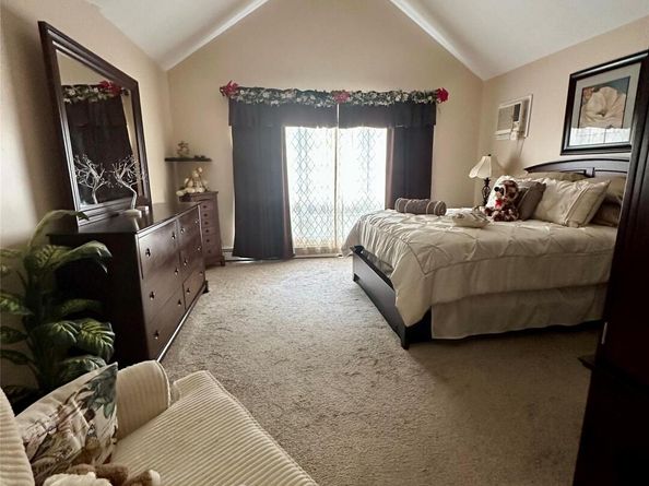 4 Thunderbird Court, Shoreham NY 11786