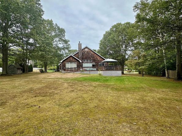 4 Thunderbird Court, Shoreham NY 11786