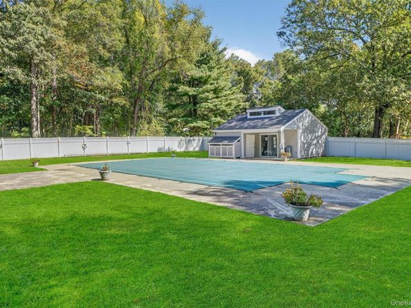 103 Norfolk Court, Yorktown Heights NY 10598