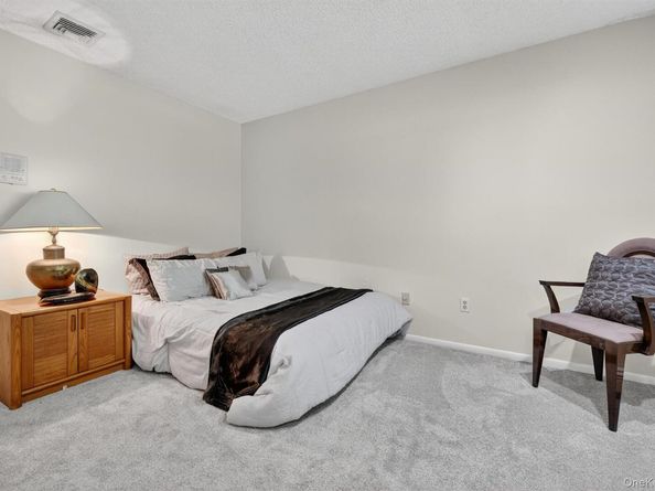 103 Norfolk Court, Yorktown Heights NY 10598