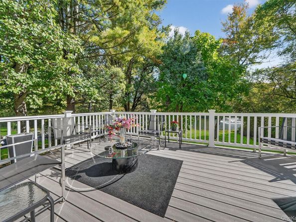 103 Norfolk Court, Yorktown Heights NY 10598