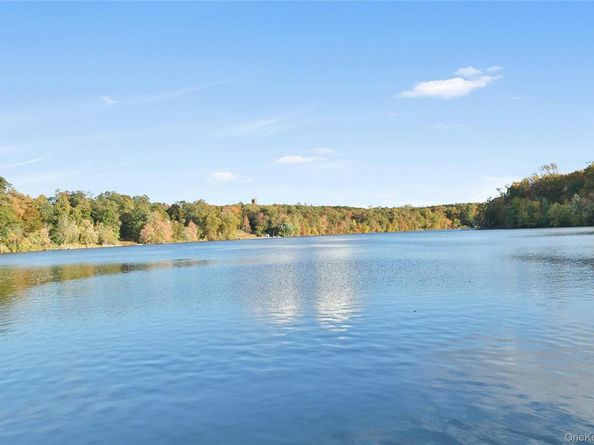 108 Sunfish Landing, Mohegan Lake NY 10547