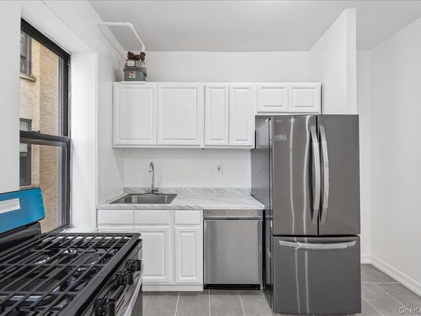 160 Wadsworth Avenue 302, New York (Manhattan) NY 10033
