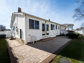21 Francisco ave Francisco ave, Central Islip NY 11722