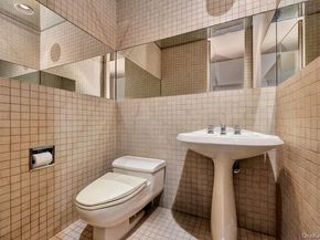 27 Fairway Drive, Manhasset NY 11030