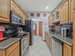 14 Mount Wilson Avenue, Farmingville NY 11738