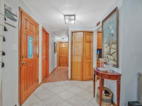 14 Mount Wilson Avenue, Farmingville NY 11738