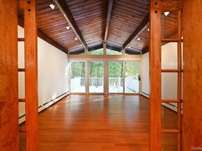 5 Mannetto Hill Road, Huntington NY 11743