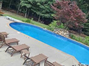 1 Brittany Court, Ridge NY 11961