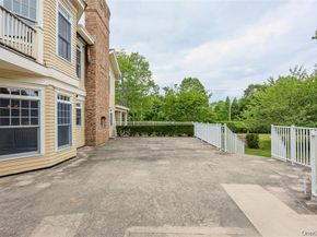 52 Brushy Neck Lane, Westhampton NY 11977