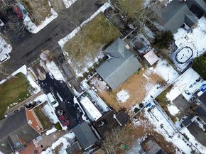 24 Park Place, Patchogue NY 11772