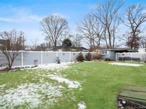 24 Park Place, Patchogue NY 11772