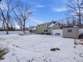1039 Sipp Avenue, Medford NY 11763