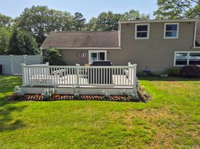 1039 Sipp Avenue, Medford NY 11763