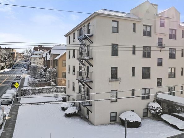 240 Alpine Place 2B, Tuckahoe NY 10707