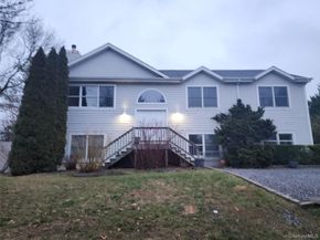 1A Jackson Avenue A, Hampton Bays NY 11946