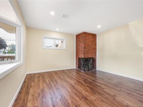 4 William Street, Copiague NY 11726