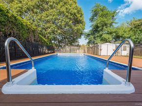 4 William Street, Copiague NY 11726