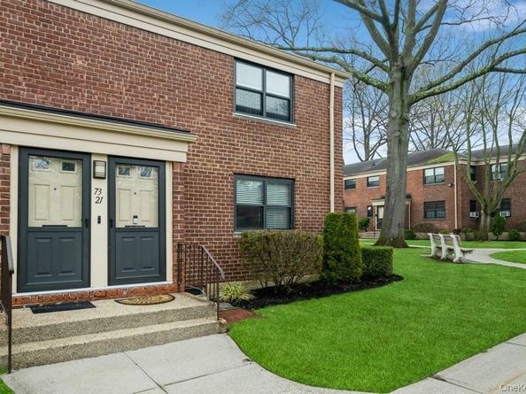 73-21 220th Street 139B2, Oakland Gardens NY 11364