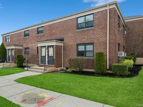 73-21 220th Street 139B2, Oakland Gardens NY 11364