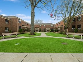 73-21 220th Street 139B2, Oakland Gardens NY 11364