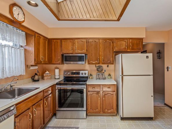 36 Maple Avenue, South Farmingdale NY 11735