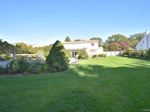 1130 Broadway Avenue, Holbrook NY 11741