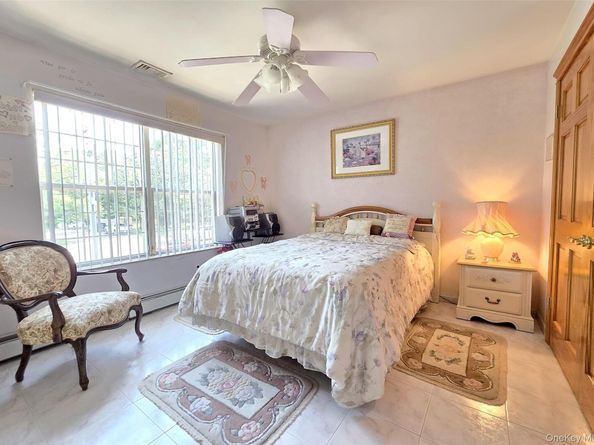 1130 Broadway Avenue, Holbrook NY 11741
