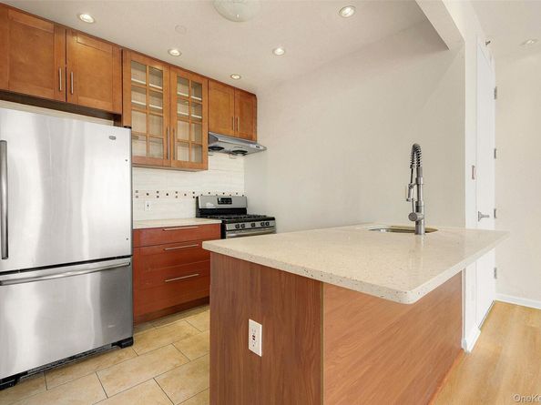 95-08 65th Road 7/A, Rego Park NY 11374