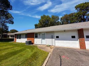 69 Enfield Court B, Ridge NY 11961