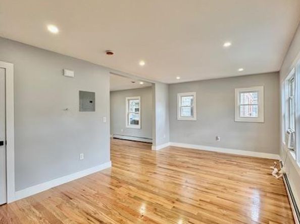 197-20 118th Avenue, Saint Albans NY 11412