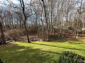 3 Chiswell Drive, Melville NY 11747