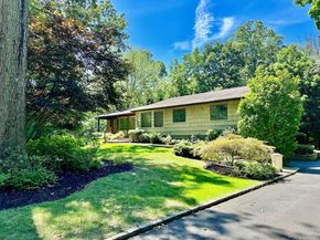 3 Chiswell Drive, Melville NY 11747