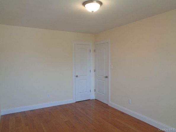 2958 Radcliff Avenue, Bronx NY 10469