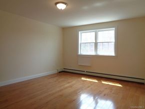 2958 Radcliff Avenue, Bronx NY 10469