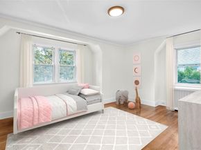 506 Siwanoy Place, Pelham NY 10803