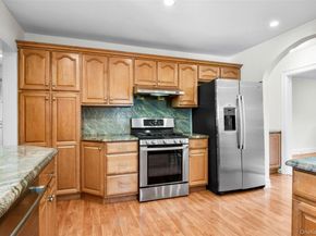 506 Siwanoy Place, Pelham NY 10803