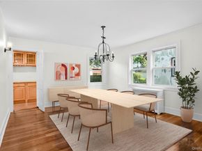 506 Siwanoy Place, Pelham NY 10803