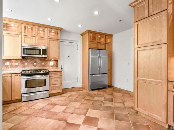1 Rivermere 1G, Bronxville NY 10708