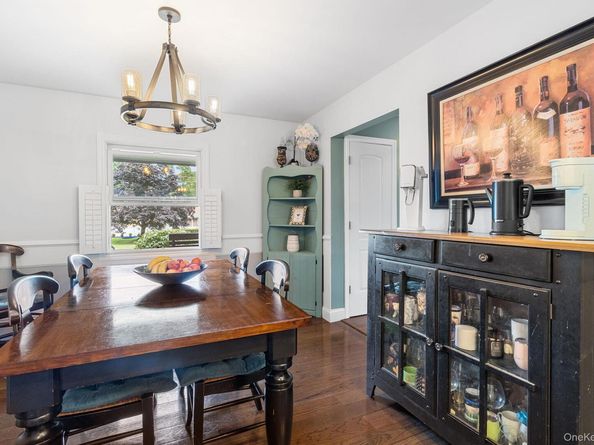 6 Barry Lane, Mount Sinai NY 11766