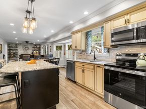 6 Barry Lane, Mount Sinai NY 11766