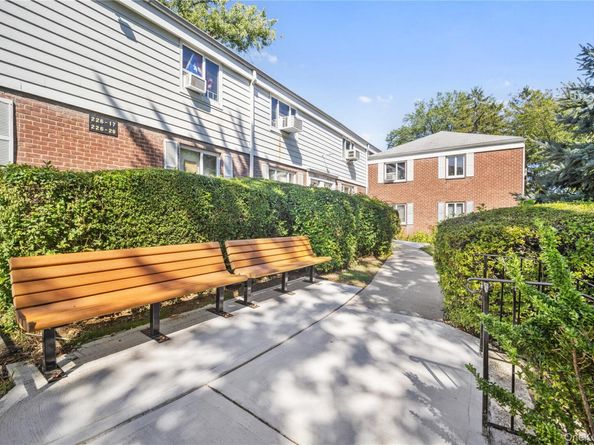 226-29 Manor Road UPPER, Queens Village NY 11427