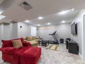257 E Olive Street, Long Beach NY 11561