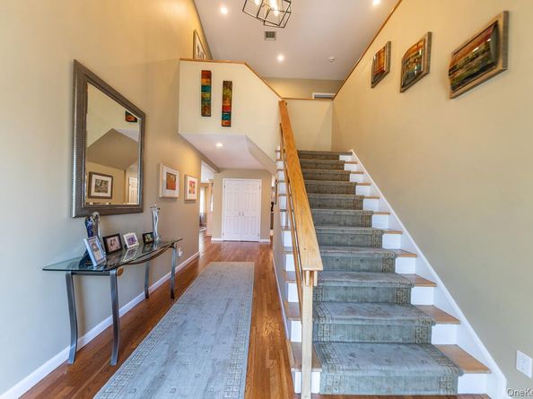 257 E Olive Street, Long Beach NY 11561